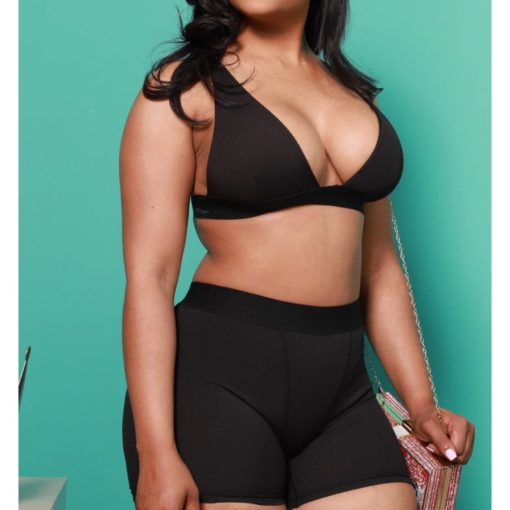 SwankAPosh Don't Look Ribbed Biker Set